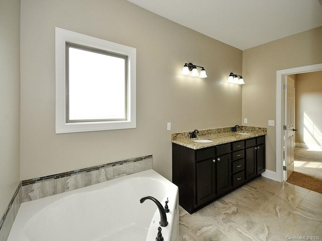 4 PAUL BRIDGES ROAD - Photo 10