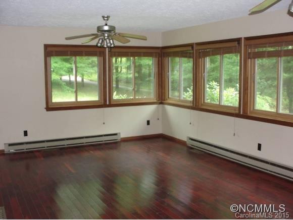 36 BLUFF COVE RD - Photo 2