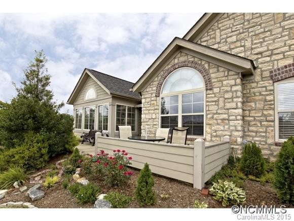 129 Summerfield - Photo 2