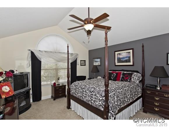 129 Summerfield - Photo 12