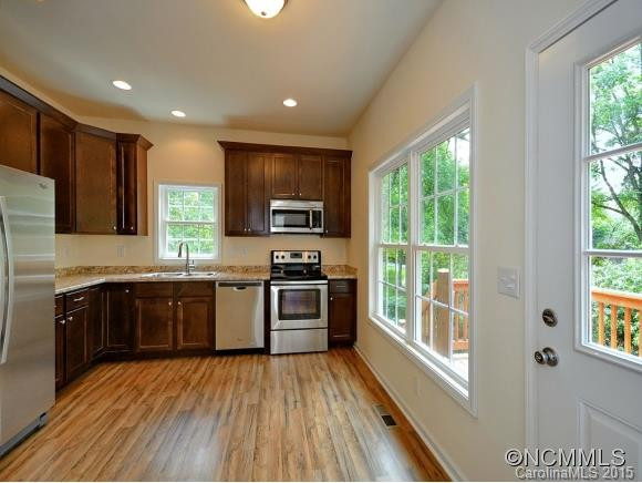 418 DEAVERVIEW - Photo 4