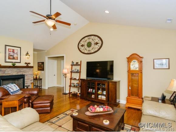 242 Tradition Way - Photo 5