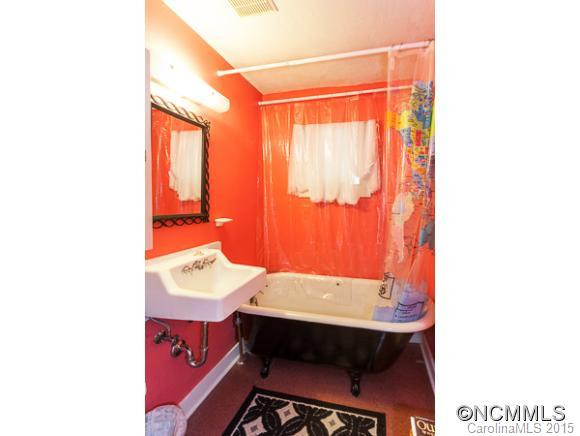 181 Mount Clare Ave. - Photo 9