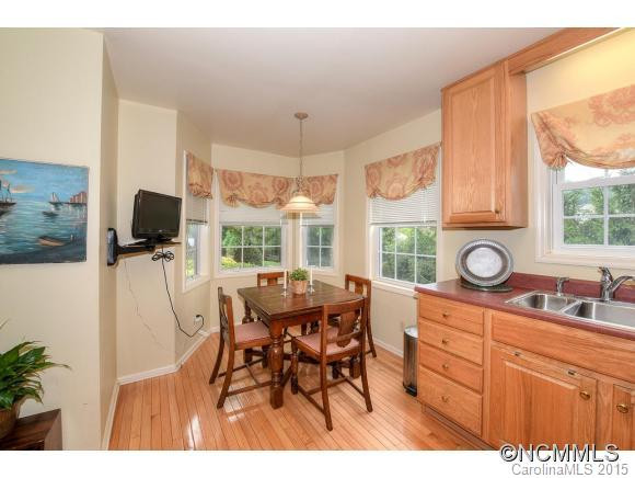 106 Thistle Knoll Court - Photo 4