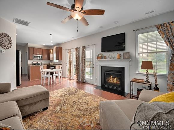 221 NEW RIVER DRIVE - Photo 5