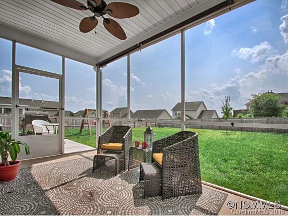 221 NEW RIVER DRIVE - Photo 9