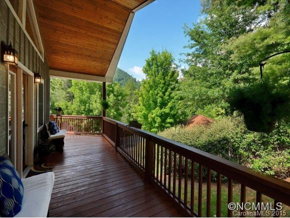 15 Whippoorwill Way - Photo 2