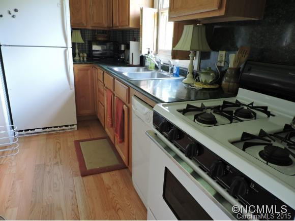 405 Woodby Road - Photo 13