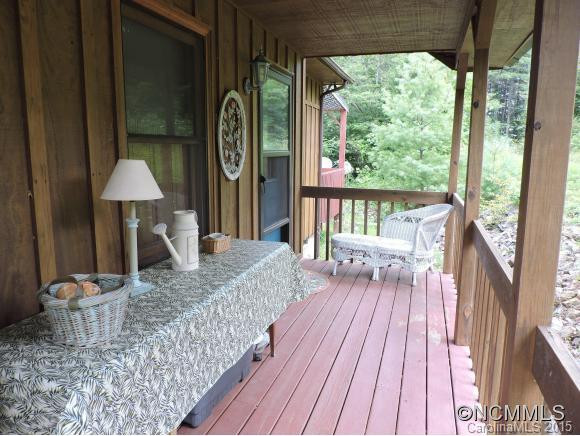 405 Woodby Road - Photo 3