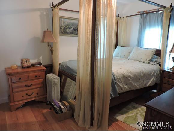 405 Woodby Road - Photo 8