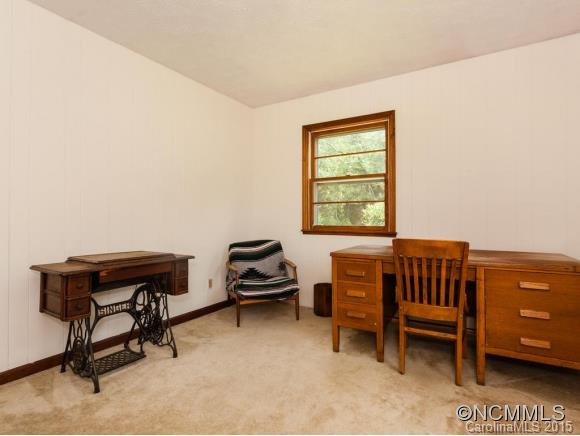  - Photo 16