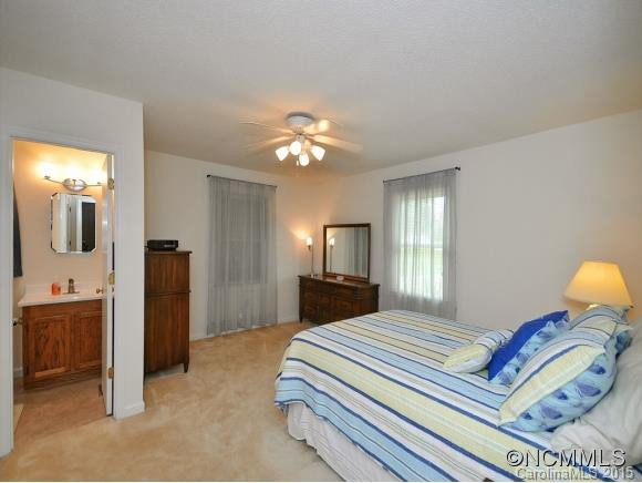 6 LYNETTE DRIVE - Photo 14