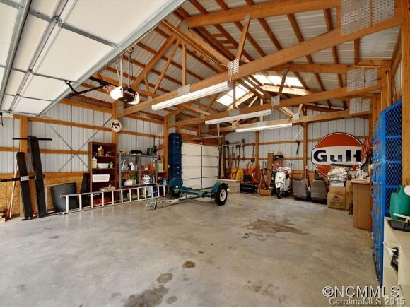 6 LYNETTE DRIVE - Photo 4