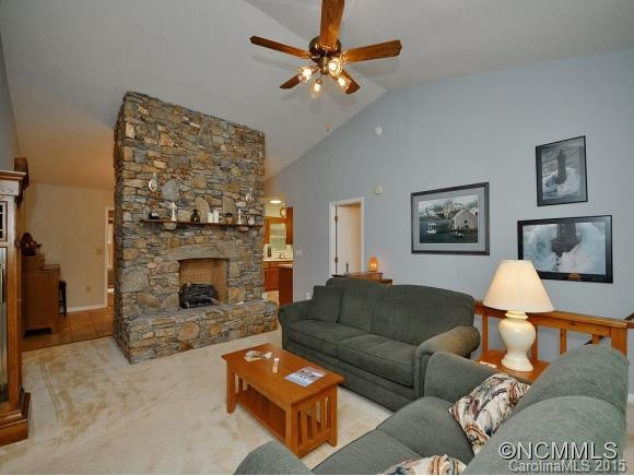 6 LYNETTE DRIVE - Photo 6