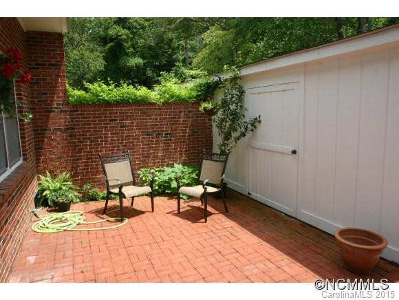 1411 C-3 Kensington Road - Photo 3
