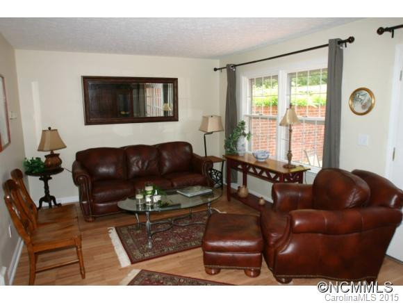 1411 C-3 Kensington Road - Photo 4