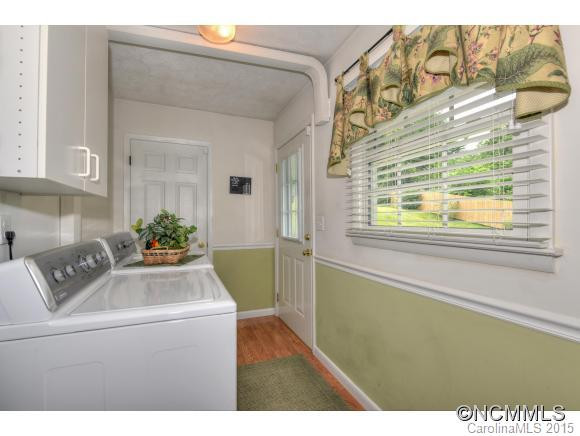83 Greenbriar Drive - Photo 11
