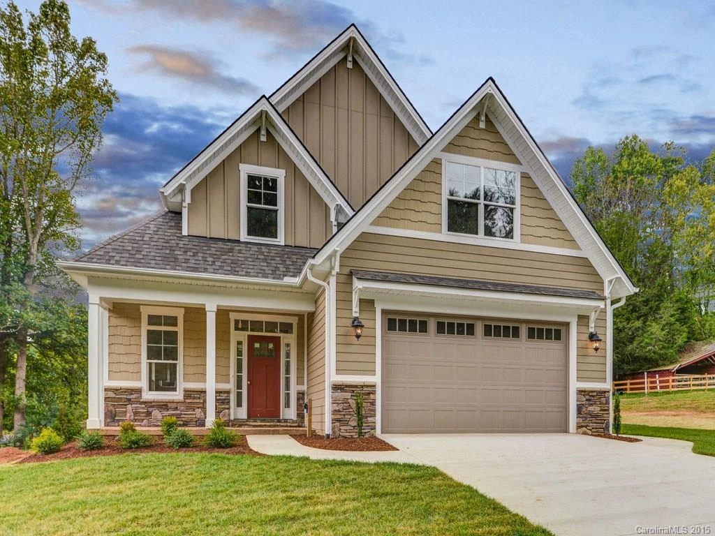 121 WHITE OAK ROAD EXT