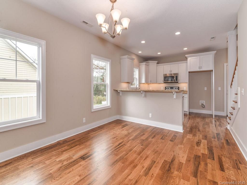 121 WHITE OAK ROAD EXT - Photo 6