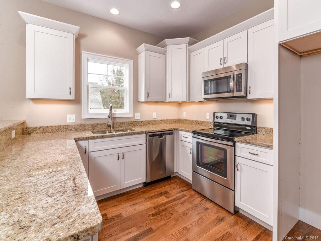 121 WHITE OAK ROAD EXT - Photo 7
