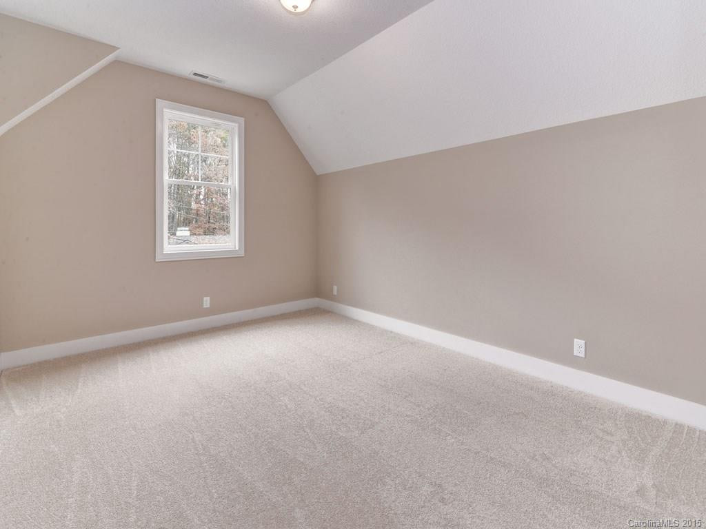 121 WHITE OAK ROAD EXT - Photo 10
