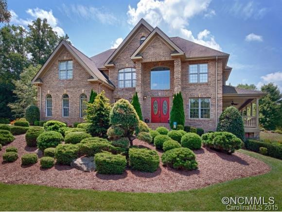 12 BLENHEIM COURT