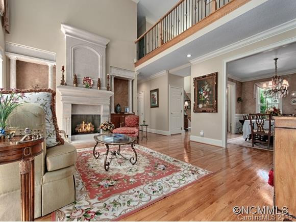 12 BLENHEIM COURT - Photo 2
