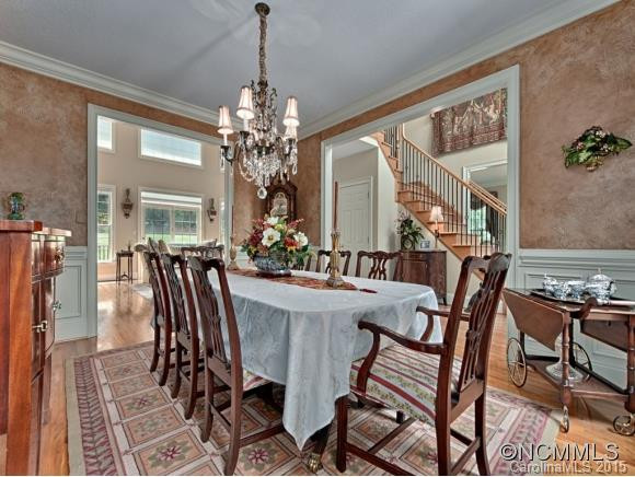 12 BLENHEIM COURT - Photo 5