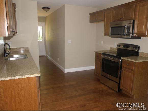 207 Royal Pines Drive - Photo 4