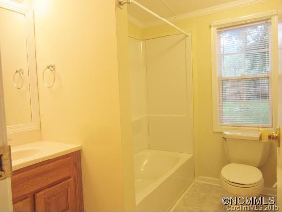 131 LESLIE WAY - Photo 13