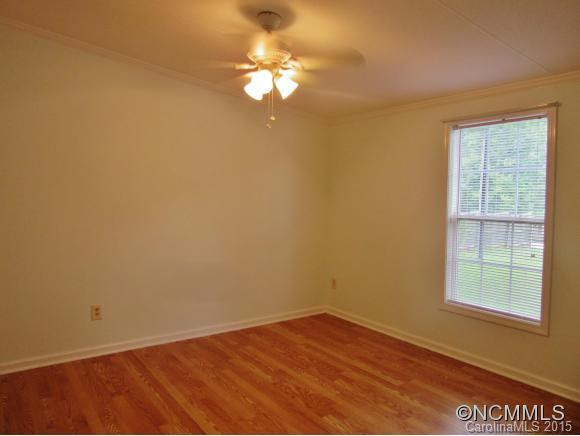 131 LESLIE WAY - Photo 6