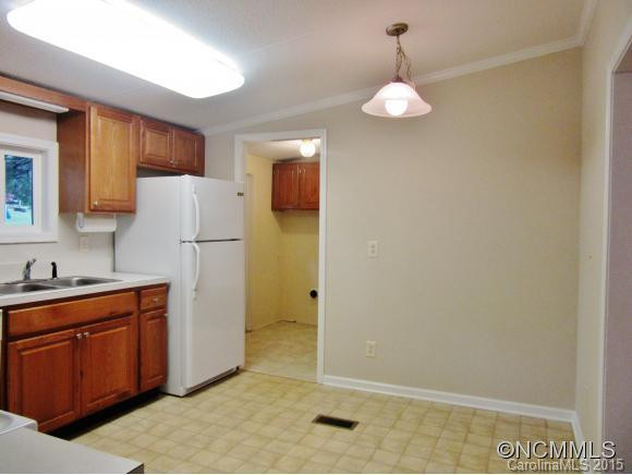 131 LESLIE WAY - Photo 10