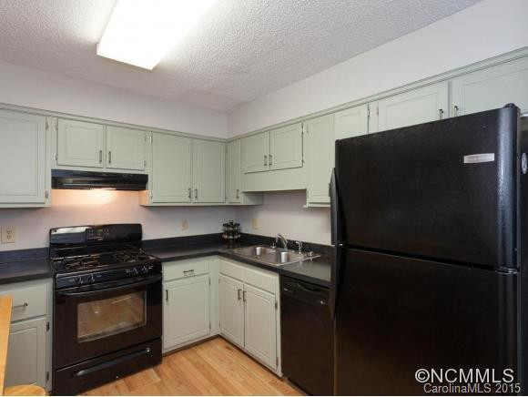 61 Maple Ridge Lane - Photo 2