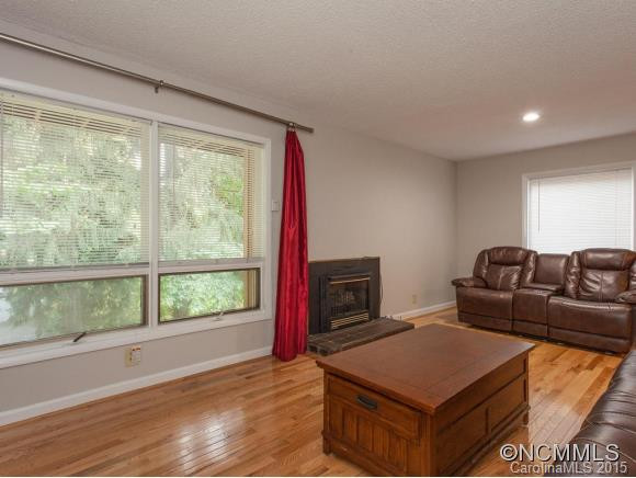 61 Maple Ridge Lane - Photo 10