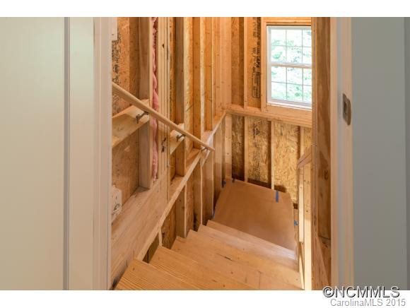307 Tenth Street - Photo 16