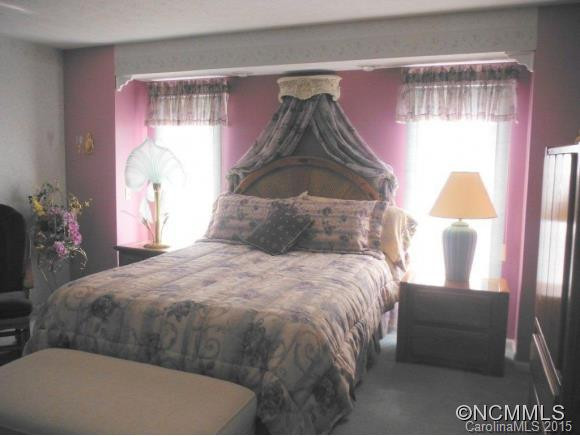 401 NELSON STREET - Photo 13