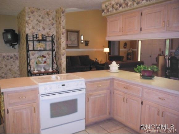 401 NELSON STREET - Photo 6