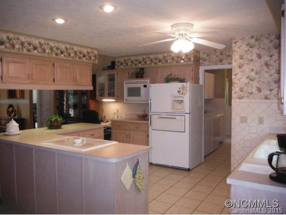 401 NELSON STREET - Photo 7