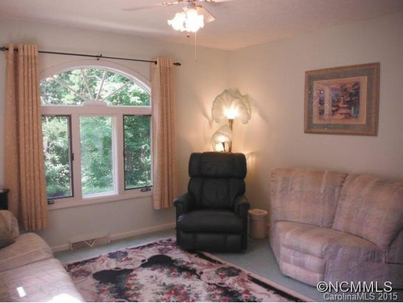 401 NELSON STREET - Photo 9
