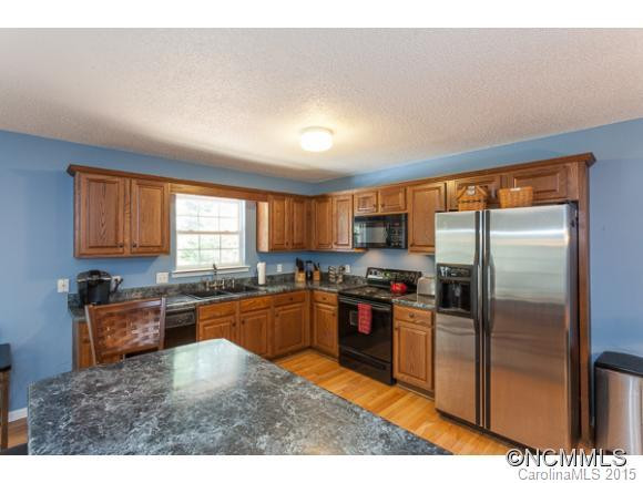 19 Woodland Drive - Photo 5