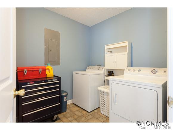 19 Woodland Drive - Photo 9