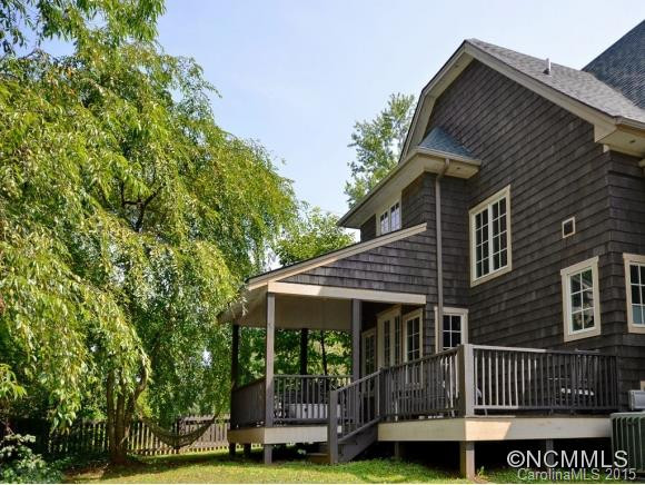 658 Lakeshore Drive - Photo 12