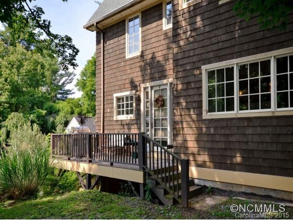 658 Lakeshore Drive - Photo 13