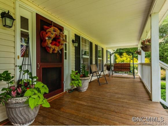130 Westview Drive - Photo 2
