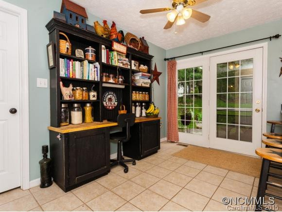 130 Westview Drive - Photo 8