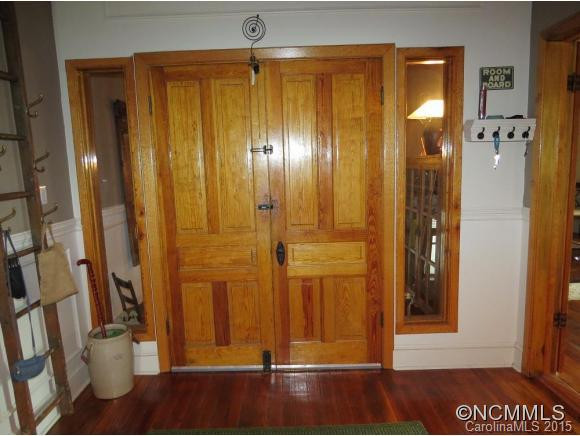 28 West Main Street - Photo 18