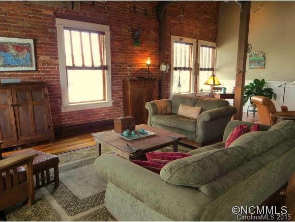 28 West Main Street - Photo 6