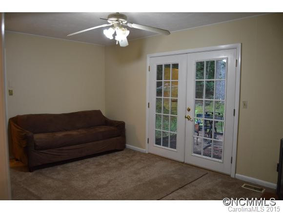 117 Talbot - Photo 4