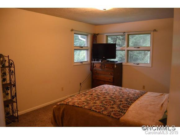 117 Talbot - Photo 8