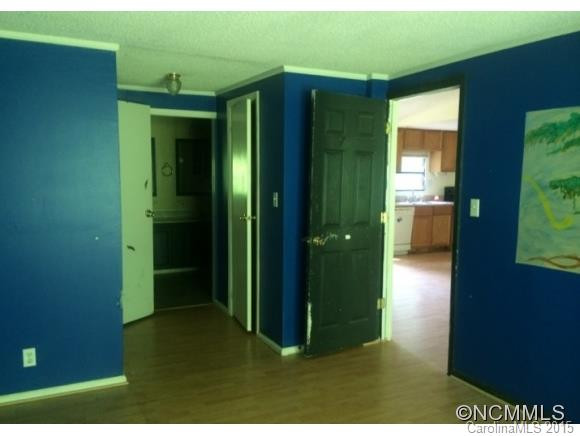 594 King Road - Photo 4